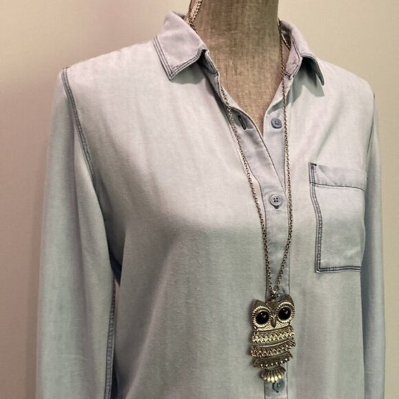 ARITZIA  Montana Chambray Button Down - Picture 4 of 13